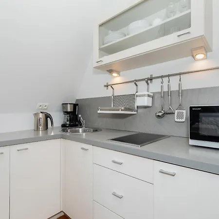 Strzalowa By Renters Appartement