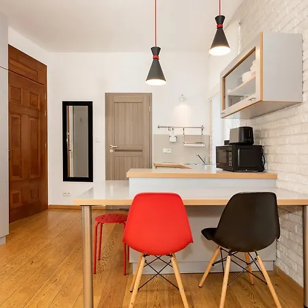 Apartment Strzalowa By Renters