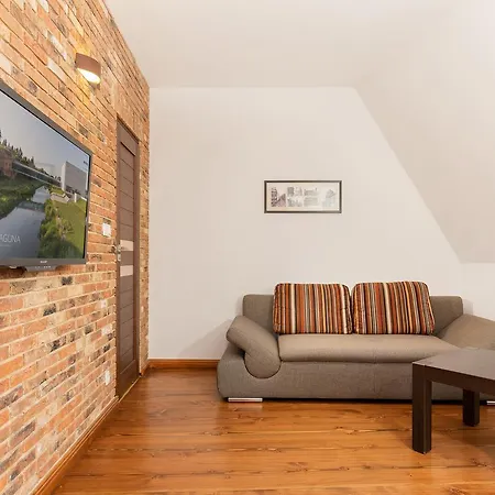 Strzalowa By Renters Apartment Poznan