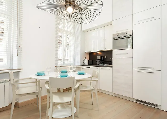 Strzalowa By Renters Апартаменты