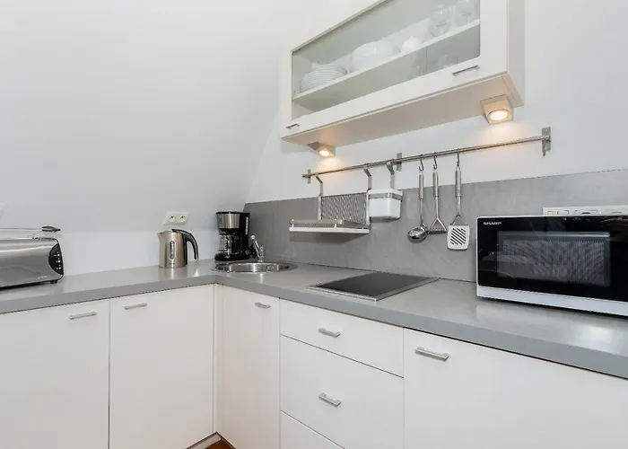 Strzalowa By Renters Апартаменты