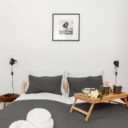 Strzalowa By Renters *