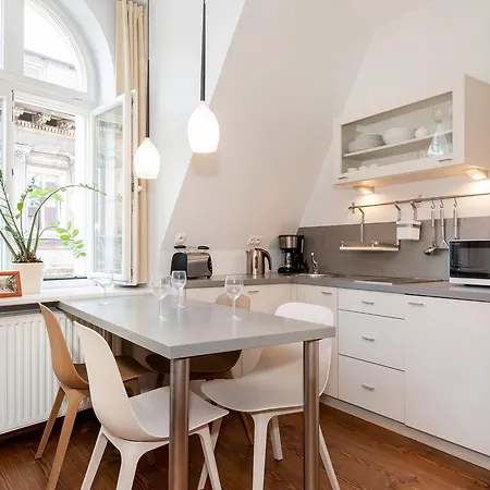Strzalowa By Renters Apartment Poznan