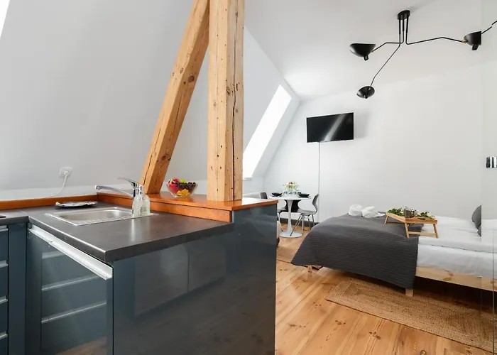 Strzalowa By Renters Apartment