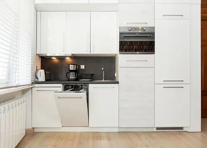 Apartment Strzalowa By Renters *